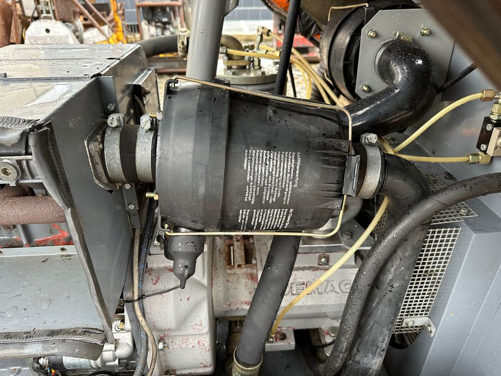 Demag Mannsmann SC40DS-2 7 bar Kompressor - ضاغط الهواء: صور 4 Demag Mannsmann SC40DS-2 7 bar Kompressor - ضاغط الهواء: صور 4