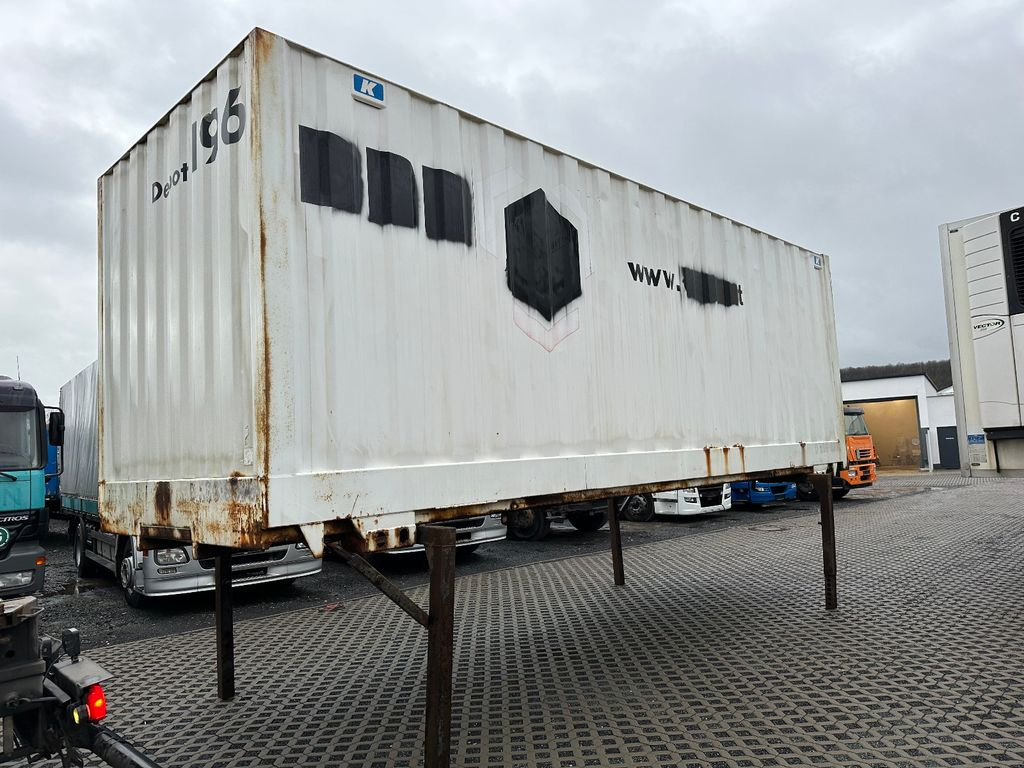 Krone WechselContainer 7,450 BDF - بصندوق مغلق: صور 1 Krone WechselContainer 7,450 BDF - بصندوق مغلق: صور 1