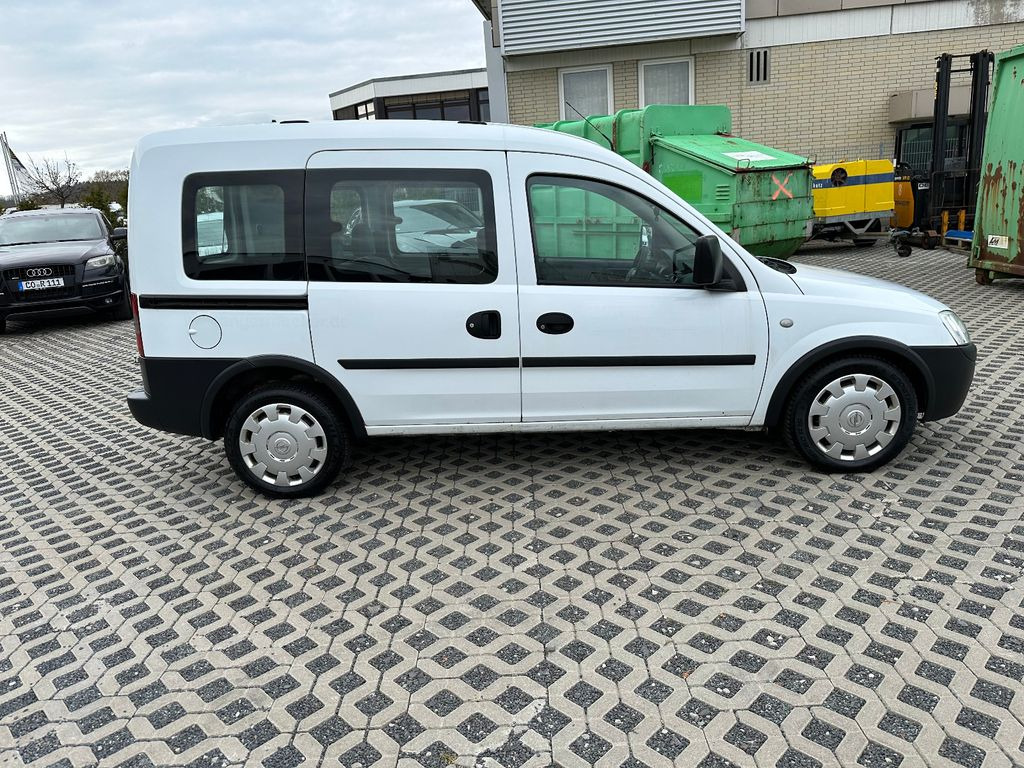 Opel Combo 1.4 TWINPORT ECOTEC Arizona - ميكروباص: صور 3 Opel Combo 1.4 TWINPORT ECOTEC Arizona - ميكروباص: صور 3