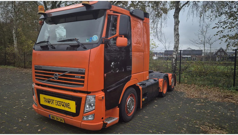Volvo FH 460 EEV 6X2 Retarder 90T - شاحنة جرار: صور 1 Volvo FH 460 EEV 6X2 Retarder 90T - شاحنة جرار: صور 1