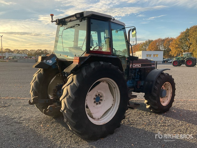 1993 Ford 7840 SLE 4WD Tractor - جرار: صور 4 1993 Ford 7840 SLE 4WD Tractor - جرار: صور 4