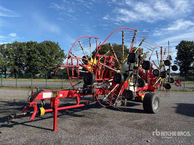 Poettinger TOP 1252 Hay Rake - لمّامَة القش: صور 1 Poettinger TOP 1252 Hay Rake - لمّامَة القش: صور 1