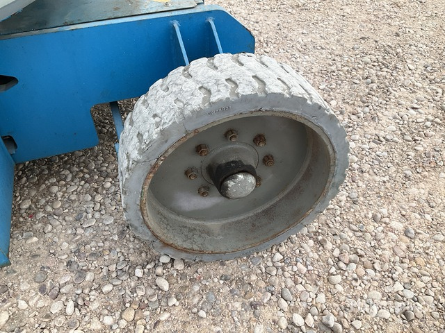 2001 Genie Z34/22N 2WD Electric Articulating Boom Lift - رافعات سلة مفصلية: صور 5 2001 Genie Z34/22N 2WD Electric Articulating Boom Lift - رافعات سلة مفصلية: صور 5