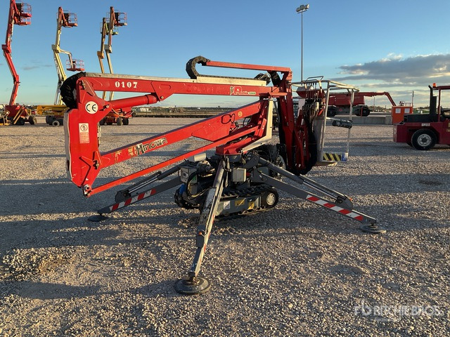 2001 Oil & Steel PICCHIO1265 Crawler Articulating Boom Lift - رافعات سلة مفصلية: صور 2 2001 Oil & Steel PICCHIO1265 Crawler Articulating Boom Lift - رافعات سلة مفصلية: صور 2