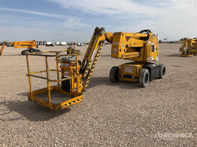 2002 Haulotte HA12IP 2WD Electric Articulating Boom Lift - رافعات سلة مفصلية: صور 3 2002 Haulotte HA12IP 2WD Electric Articulating Boom Lift - رافعات سلة مفصلية: صور 3