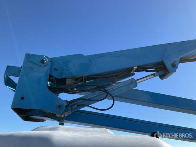 2003 Genie Z-45/25 4WD Diesel Articulating Boom Lift - رافعات سلة مفصلية: صور 4 2003 Genie Z-45/25 4WD Diesel Articulating Boom Lift - رافعات سلة مفصلية: صور 4