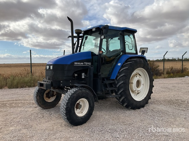 2003 New Holland TS110 2WD Tractor - جرار: صور 2 2003 New Holland TS110 2WD Tractor - جرار: صور 2
