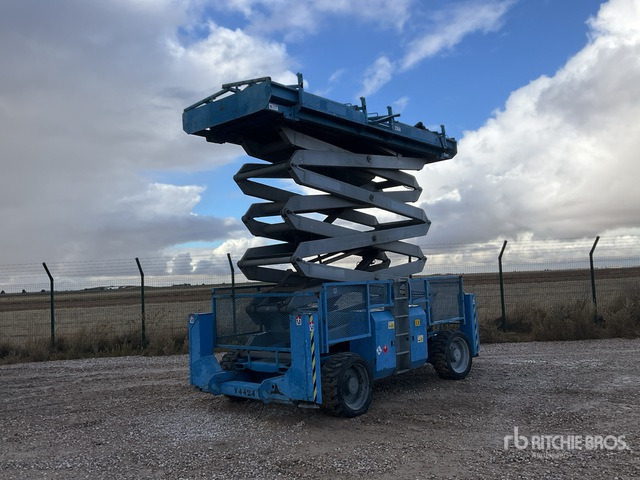 2006 Genie GS5390RT 4x4 Diesel Scissor Lift - رافعات مقصية: صور 1 2006 Genie GS5390RT 4x4 Diesel Scissor Lift - رافعات مقصية: صور 1