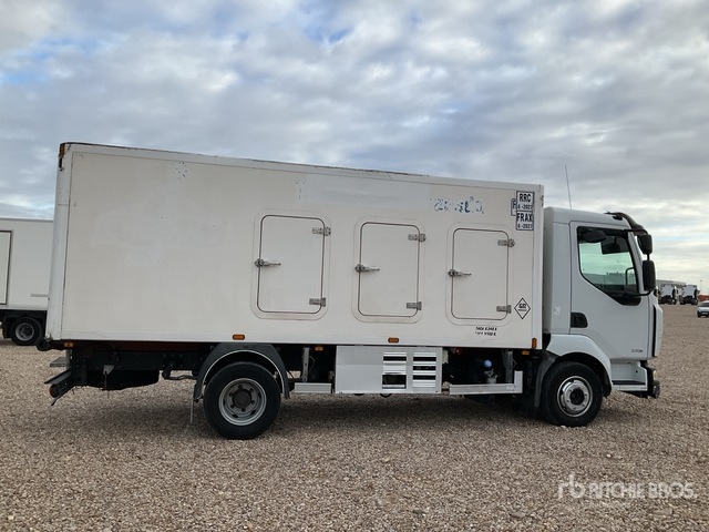 2007 Renault Midlum 220DXI 4x2 Refrigerated Truck - مبردة شاحنة: صور 3 2007 Renault Midlum 220DXI 4x2 Refrigerated Truck - مبردة شاحنة: صور 3