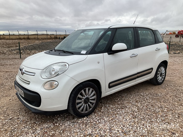2014 Fiat 500 500L 1.3 JTD Automobile - سيارة: صور 1 2014 Fiat 500 500L 1.3 JTD Automobile - سيارة: صور 1