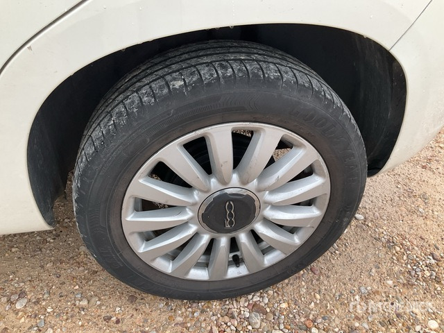 2014 Fiat 500 500L 1.3 JTD Automobile - سيارة: صور 4 2014 Fiat 500 500L 1.3 JTD Automobile - سيارة: صور 4