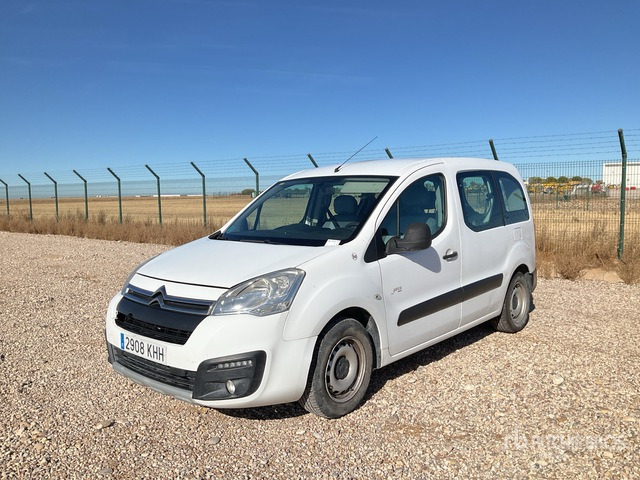 2018 Citroen Berlingo Passenger Van - صغيرة, ميكروباص: صور 1 2018 Citroen Berlingo Passenger Van - صغيرة, ميكروباص: صور 1