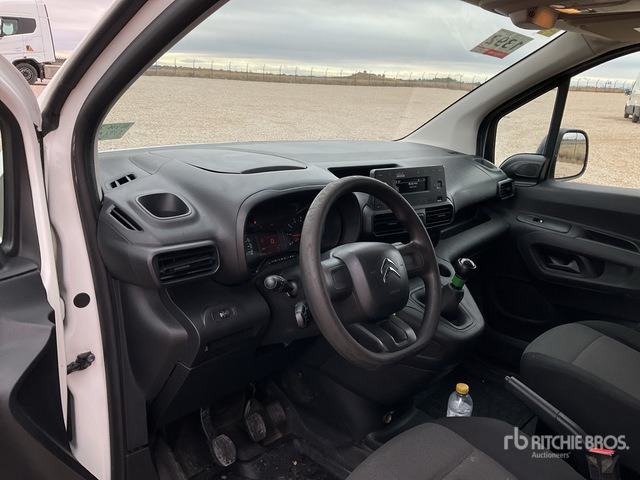 2018 Citroen Berlingo Passenger Van - صغيرة, ميكروباص: صور 5 2018 Citroen Berlingo Passenger Van - صغيرة, ميكروباص: صور 5