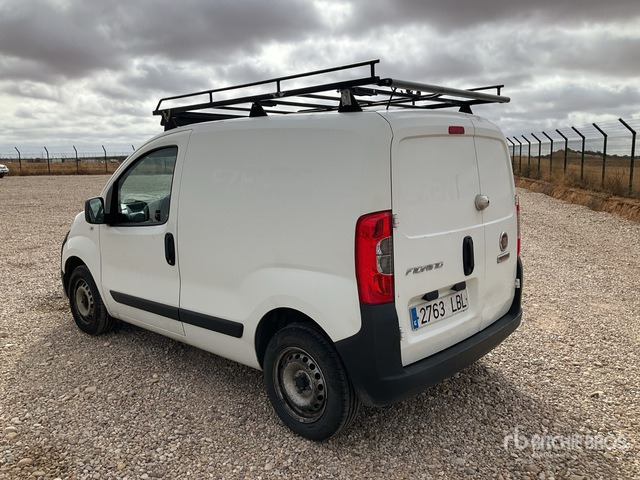 2019 Fiat Fiorino Service Cargo Van - الشاحنات الصغيرة: صور 2 2019 Fiat Fiorino Service Cargo Van - الشاحنات الصغيرة: صور 2