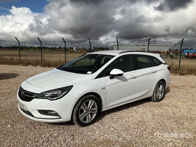 2019 Opel Astra Sports Tourer 1.6CDTI Selective Automobile - سيارة: صور 1 2019 Opel Astra Sports Tourer 1.6CDTI Selective Automobile - سيارة: صور 1