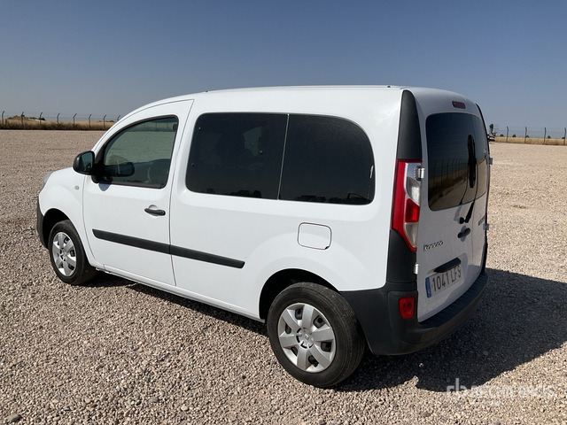 2019 Renault Kangoo Combi 5 Passenger Van - صغيرة, ميكروباص: صور 2 2019 Renault Kangoo Combi 5 Passenger Van - صغيرة, ميكروباص: صور 2