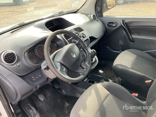 2019 Renault Kangoo Combi Passenger Van - صغيرة, ميكروباص: صور 5 2019 Renault Kangoo Combi Passenger Van - صغيرة, ميكروباص: صور 5