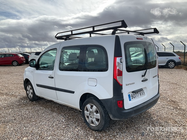 2019 Renault Kangoo Combi Passenger Van - صغيرة, ميكروباص: صور 2 2019 Renault Kangoo Combi Passenger Van - صغيرة, ميكروباص: صور 2