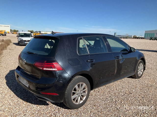 2019 Volkswagen Golf 7 Automobile - سيارة: صور 3 2019 Volkswagen Golf 7 Automobile - سيارة: صور 3