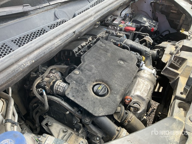 2020 Toyota Proace City Verso 5 Passenger Van - صغيرة, ميكروباص: صور 4 2020 Toyota Proace City Verso 5 Passenger Van - صغيرة, ميكروباص: صور 4