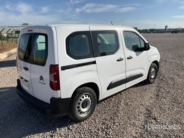 2021 Citroen Berlingo Passenger Van - صغيرة, ميكروباص: صور 3 2021 Citroen Berlingo Passenger Van - صغيرة, ميكروباص: صور 3