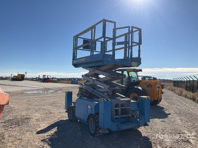 Genie GS3268RT Scissor Lift - رافعات مقصية: صور 2 Genie GS3268RT Scissor Lift - رافعات مقصية: صور 2