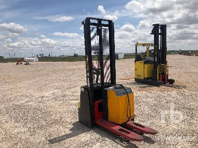HYSTER S1.2E - معدات الرفع منخفض المستوى: صور 4 HYSTER S1.2E - معدات الرفع منخفض المستوى: صور 4