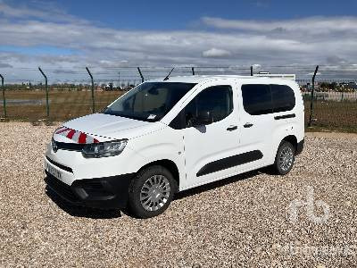 TOYOTA PROACE CITY VER 5 - سيارة: صور 1 TOYOTA PROACE CITY VER 5 - سيارة: صور 1