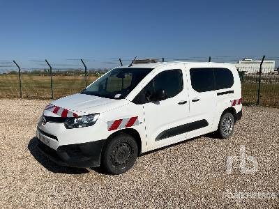 TOYOTA PROACE CITY VER 5 - سيارة: صور 1 TOYOTA PROACE CITY VER 5 - سيارة: صور 1