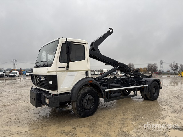 1990 Mercedes-Benz 1722 4x2 Roll-Off Truck - شاحنة ذات الخطاف: صور 1 1990 Mercedes-Benz 1722 4x2 Roll-Off Truck - شاحنة ذات الخطاف: صور 1