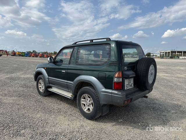 1998 Toyota Land Cruiser SUV Sport Utility Vehicle - سيارة دفع رباعي: صور 3 1998 Toyota Land Cruiser SUV Sport Utility Vehicle - سيارة دفع رباعي: صور 3