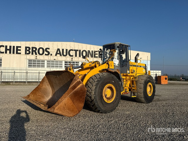 2000 Furukawa 355 Wheel Loader - اللودر بعجل: صور 1 2000 Furukawa 355 Wheel Loader - اللودر بعجل: صور 1