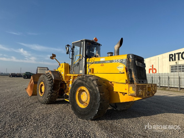 2000 Furukawa 355 Wheel Loader - اللودر بعجل: صور 3 2000 Furukawa 355 Wheel Loader - اللودر بعجل: صور 3