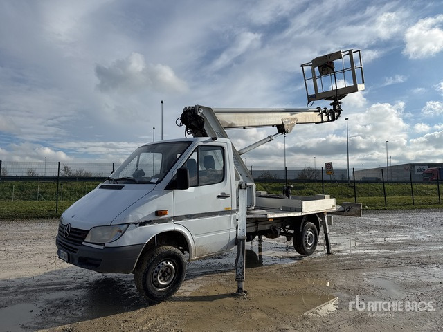 2001 Mercedes-Benz 311CDI 2001 Pagliero 180ALU 18 m on Bucket Truck - مصاعد الازدهار محمولة على شاحنة: صور 1 2001 Mercedes-Benz 311CDI 2001 Pagliero 180ALU 18 m on Bucket Truck - مصاعد الازدهار محمولة على شاحنة: صور 1