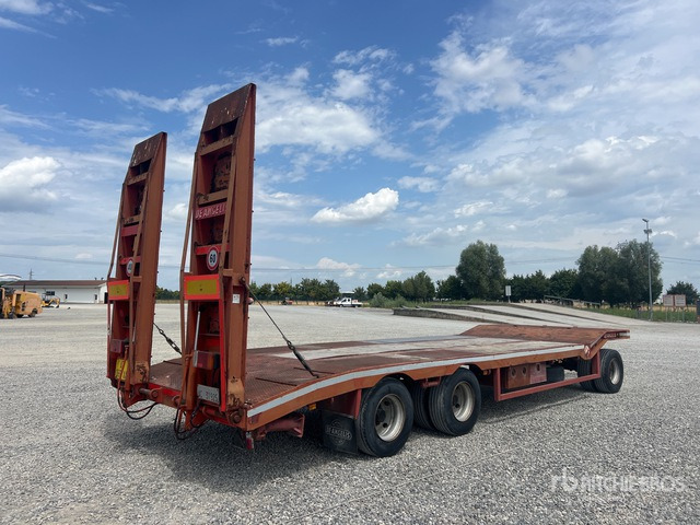 2002 DE Angelis 3R3201 8.45 m Tri/A Flatbed Trailer - عربة مسطحة منخفضة مقطورة: صور 4 2002 DE Angelis 3R3201 8.45 m Tri/A Flatbed Trailer - عربة مسطحة منخفضة مقطورة: صور 4