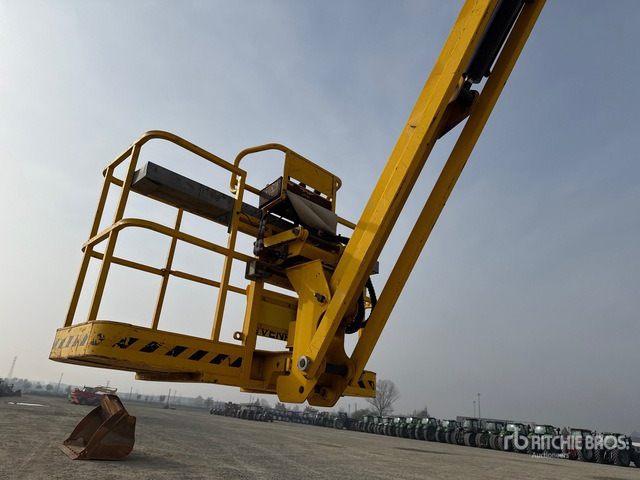 2004 Haulotte HA26PX Diesel Articulating Boom Lift - رافعات سلة مفصلية: صور 4 2004 Haulotte HA26PX Diesel Articulating Boom Lift - رافعات سلة مفصلية: صور 4