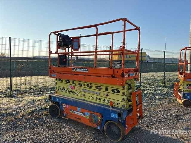2007 Iteco 10090 Scissor Lift - رافعات مقصية: صور 1 2007 Iteco 10090 Scissor Lift - رافعات مقصية: صور 1