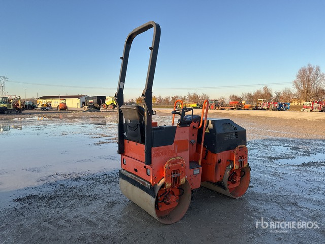 2008 Bomag BW90AD-2 Double Drum Roller - مدحلة الأسفلت: صور 3 2008 Bomag BW90AD-2 Double Drum Roller - مدحلة الأسفلت: صور 3