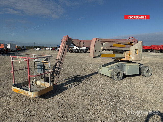 2008 Haulotte HA15IP (Inoperable) Articulating Boom Lift - رافعات سلة مفصلية: صور 1 2008 Haulotte HA15IP (Inoperable) Articulating Boom Lift - رافعات سلة مفصلية: صور 1