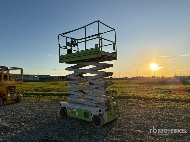 2008 Iteco IT12122 Electric (Inoperable) Scissor Lift - رافعات مقصية: صور 2 2008 Iteco IT12122 Electric (Inoperable) Scissor Lift - رافعات مقصية: صور 2