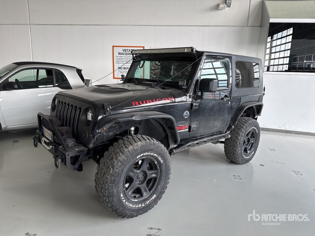 2009 Chrysler Jeep Wrangler Rubicon SUV Sport Utility Vehicle - سيارة دفع رباعي: صور 2 2009 Chrysler Jeep Wrangler Rubicon SUV Sport Utility Vehicle - سيارة دفع رباعي: صور 2