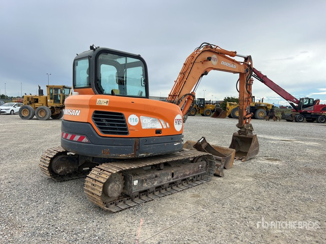 2009 Doosan DX80R Tracked Excavator - حفارات زحافة: صور 3 2009 Doosan DX80R Tracked Excavator - حفارات زحافة: صور 3