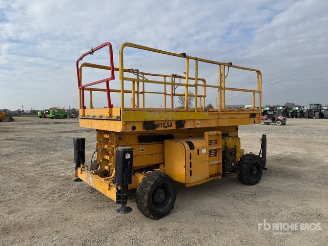 2009 Haulotte H15SX (Inoperable) Scissor Lift - رافعات مقصية: صور 2 2009 Haulotte H15SX (Inoperable) Scissor Lift - رافعات مقصية: صور 2