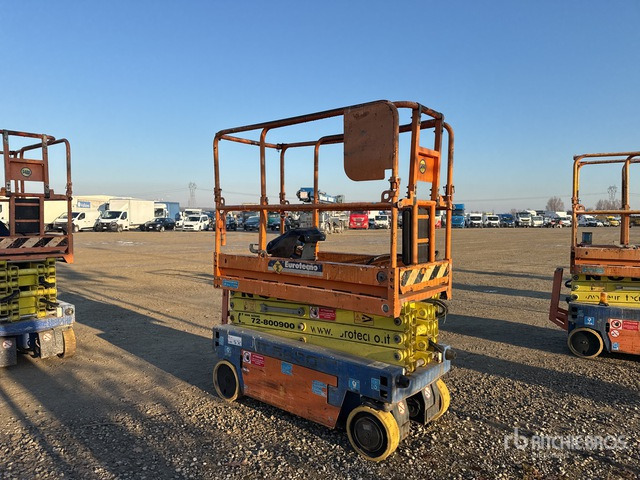 2009 Iteco IT5980 (Inoperable) Scissor Lift - رافعات مقصية: صور 2 2009 Iteco IT5980 (Inoperable) Scissor Lift - رافعات مقصية: صور 2
