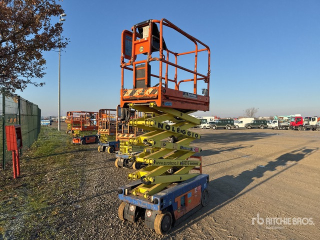2009 Iteco IT7380 Scissor Lift - رافعات مقصية: صور 2 2009 Iteco IT7380 Scissor Lift - رافعات مقصية: صور 2