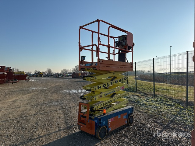 2009 Iteco IT7380 Scissor Lift - رافعات مقصية: صور 2 2009 Iteco IT7380 Scissor Lift - رافعات مقصية: صور 2
