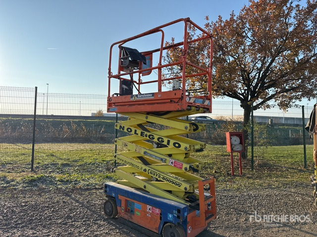 2009 Iteco IT7380 Scissor Lift - رافعات مقصية: صور 3 2009 Iteco IT7380 Scissor Lift - رافعات مقصية: صور 3