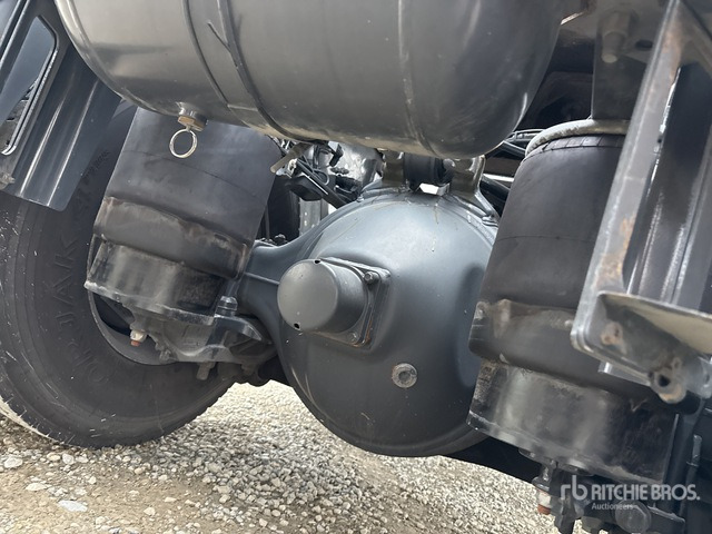 2009 Scania R480 4x2 S/A Sleeper Truck Tractor - شاحنة جرار: صور 5 2009 Scania R480 4x2 S/A Sleeper Truck Tractor - شاحنة جرار: صور 5