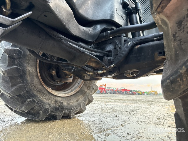 2010 Case Magnum 335 4WD Tractor - جرار: صور 5 2010 Case Magnum 335 4WD Tractor - جرار: صور 5