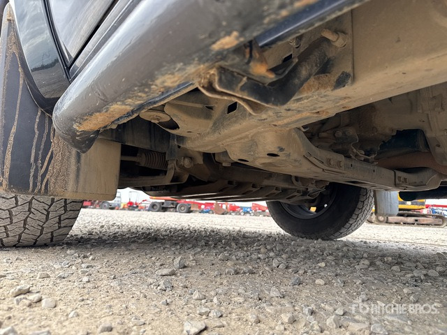 2013 Volkswagen Amarok Crew Cab Pickup - شاحنة البيك أب: صور 5 2013 Volkswagen Amarok Crew Cab Pickup - شاحنة البيك أب: صور 5